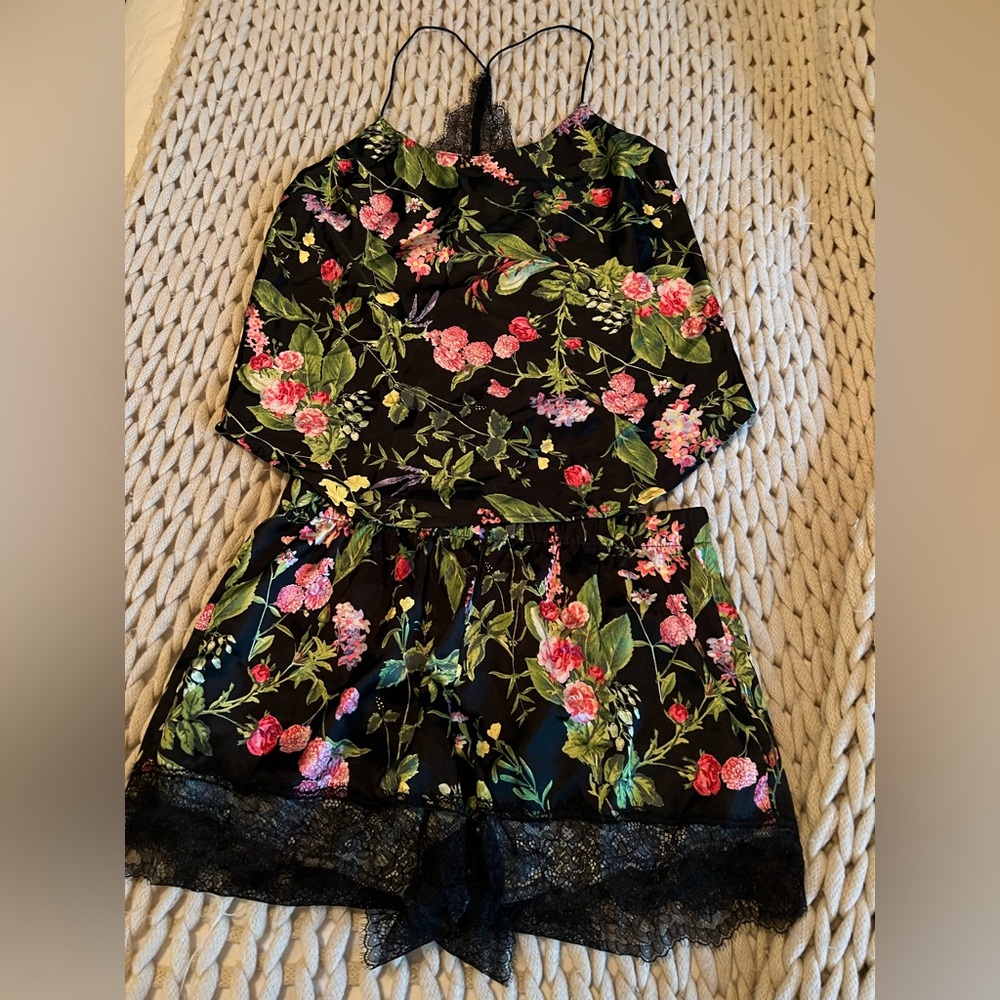 Victorias Secret floral pj set